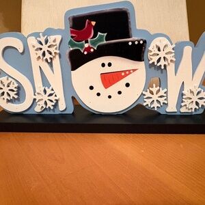 Snow - table or shelf deco NWT